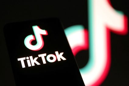 Logo do TikTok em foto de ilustração