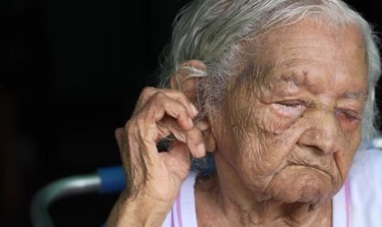 Com 119 anos, brasileira afirma ser a pessoa mais velha do mundo