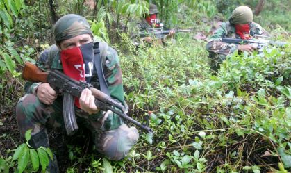 Número de deslocados na Colômbia chega a 32 mil em meio a guerra de grupos