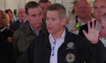 EUA revogam memorandos de Biden que abordavam clima em projetos de infraestrura