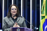 Damares sobre cotado para presidir CPMI do INSS: "Preparado e perspicaz"