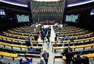 PL cogita pedir votação de projeto da anistia direto no plenário da Câmara