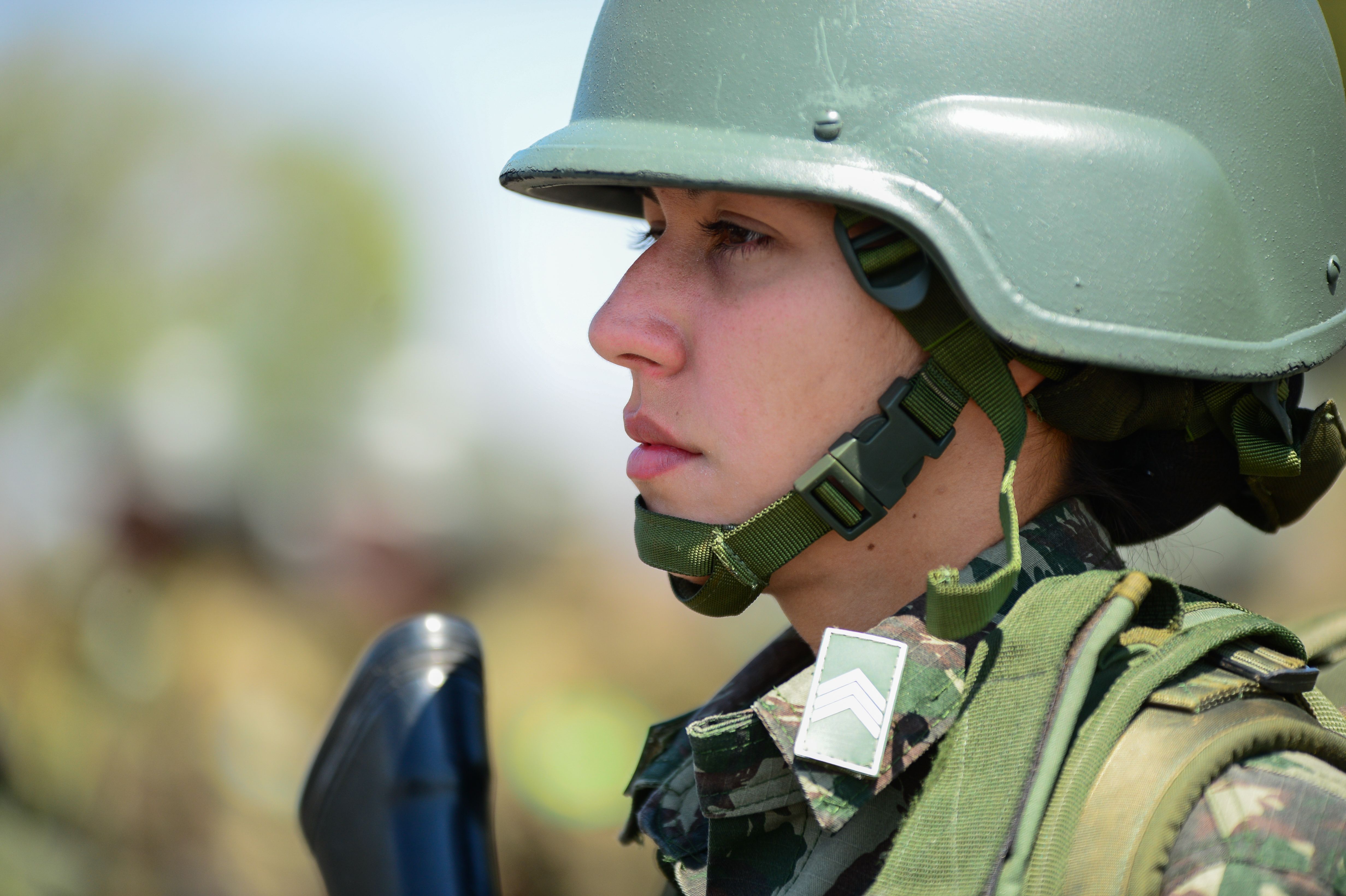 Mulher exercito