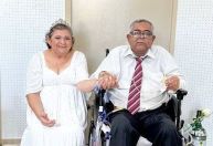 Paciente com câncer terminal e esposa se casam em hospital do DF