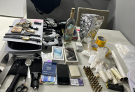 Polícia prende sete pessoas em operação contra facção criminosa no RN