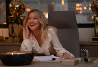 Série com Kate Hudson, "A Dona da Bola" é renovada para a segunda temporada