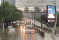 Chuva em SP: Veja imagens dos alagamentos nesta sexta-feira (24)