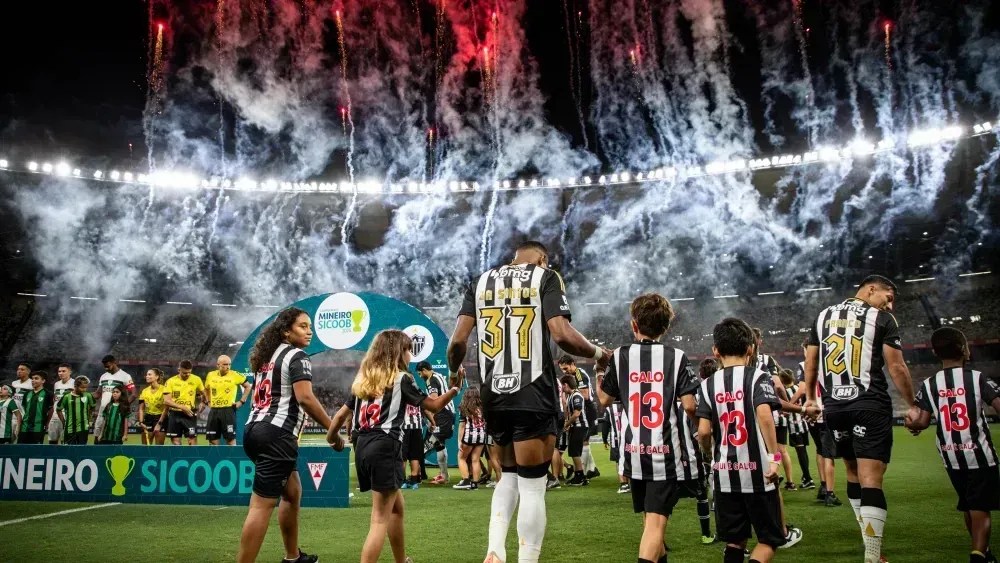 Atacante Júnior Santos chegou ao Atlético na semana passada e estreou no clássico contra o América-MG