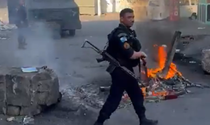 BARRICADA CIDADE DE DEUS