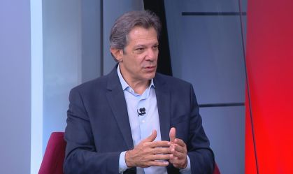 Também estou preocupado com trajetória da dívida, diz Haddad à CNN