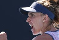 Bia Haddad avança no Australian Open; João Fonseca é eliminado