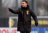 Onda de gripe atinge Borussia Dortmund antes de jogo contra Bayer Leverkusen