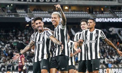 Botafogo bate Portuguesa pelo Carioca e garante primeira vitória da temporada