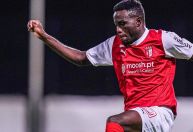 Vasco abre negociações para contratar atacante português Bruma, do Braga