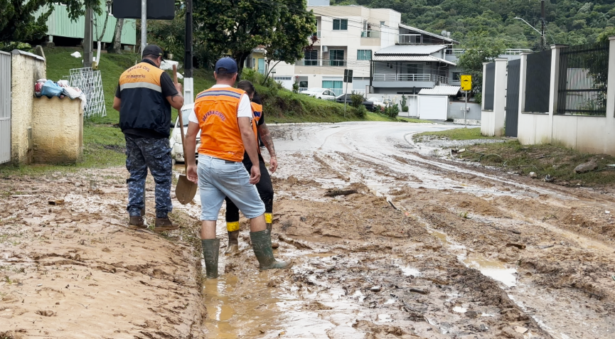 Grande parte da cidade foi alagada. • Reprodução/Prefeitura de Balneário Camboriú