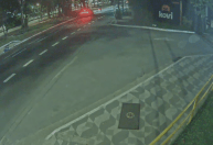 Vídeo: Motorista atropela pedestre, mata motoqueiro e foge em avenida de SP