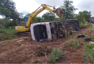 Acidente de ônibus deixa 7 mortos e mais 15 feridos no sul do Piauí