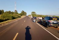 Casal de brasileiros e um argentino morrem após colisão frontal na BR-290, no RS