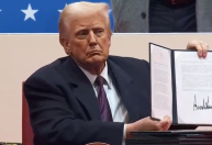 Tarifas de Trump isolam a economia dos EUA, diz especialista ao WW