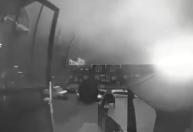 Vídeo: Grande explosão ocorre após queda de avião na Filadélfia