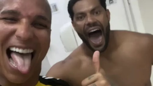 Deyverson e Hulk após treino de pré-temporada na manhã desta sexta-feira (10)