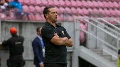 Dico Woolley, técnico demitido pelo Retrô