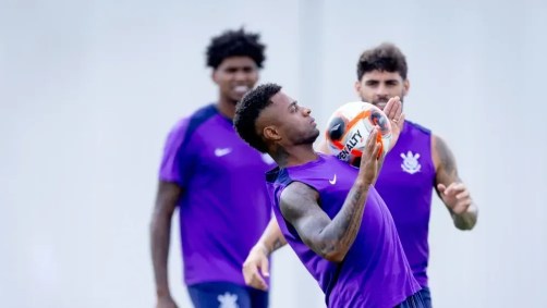 Diego Palacios durante treino no Corinthians