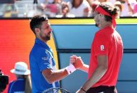 Vaiado após lesão no Australian Open, Djokovic rebate críticas