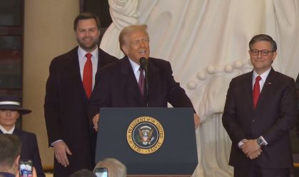 “Querido por todos”, diz Trump sobre presidente da Câmara dos EUA
