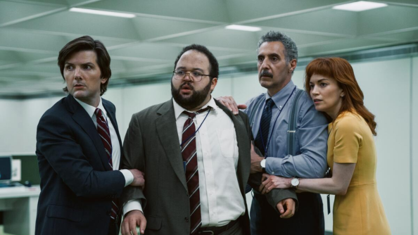 Mark, Dylan, Irving e Helly são os funcionários da Lumon que acompanhamos na trama • Divulgação