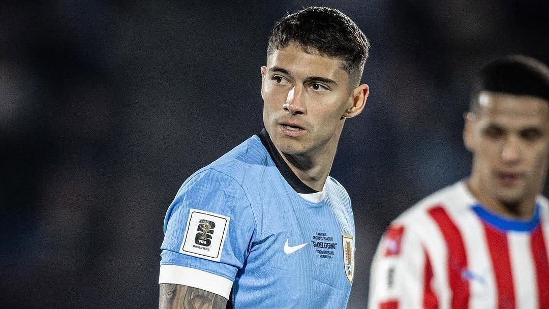 Encaminhado com o Palmeiras, Emiliano Martínez em ação pela seleção do Uruguai