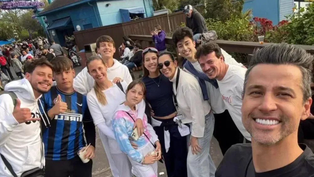 Fábio e Fernando Diniz curtem férias juntos nos Estados Unidos