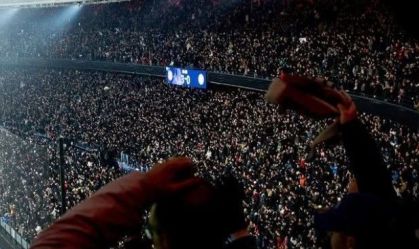 Torcedores do Feyenoord são presos na França após proibição de ida a Lille