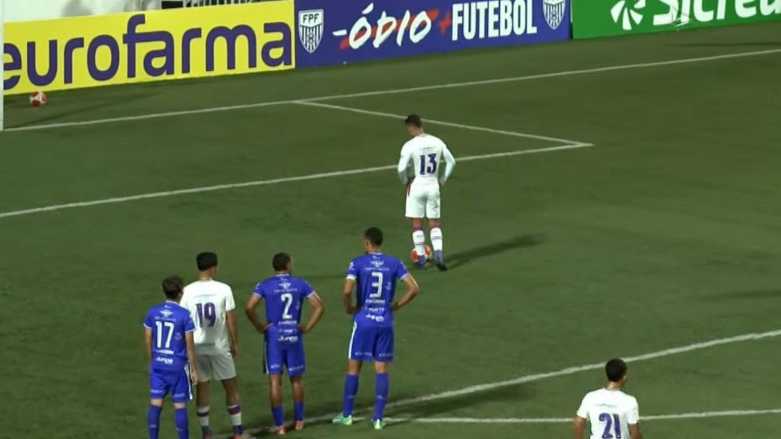 Gustavo Silva fez gol inusitado pelo Fortaleza