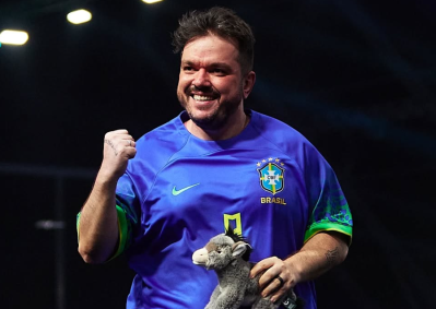 Gaulês faz golaço na Kings League