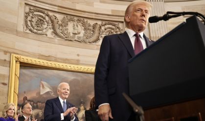 Trump diz que política do governo será que haja “apenas dois gêneros”