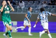 Com gol no fim, Grêmio elimina o Palmeiras e vai à semifinal da Copinha