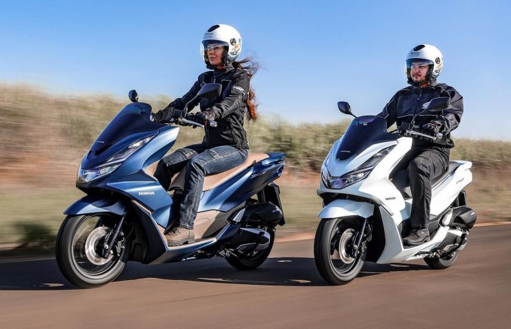 Honda PCX: scooter está entre as mais vendidas • Caio Mattos/Divulgação