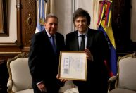 Edmundo González se reúne com Javier Milei na Argentina