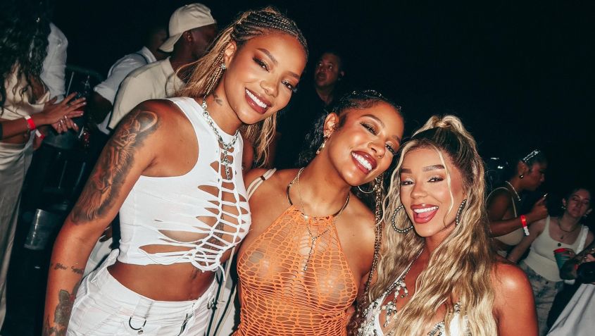 Cantora americana Victoria Monét passa o Réveillon ao lado de Ludmilla no Rio de Janeiro • Divulgação