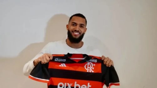 Juninho é o primeiro reforço do Flamengo em 2025