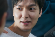 Lee Min-ho revela segredo por trás do olhar apaixonado em "Pergunte às Estrelas"