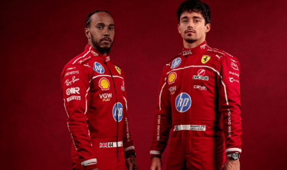 Lewis Hamilton e Leclerc com o uniforme da Ferrari