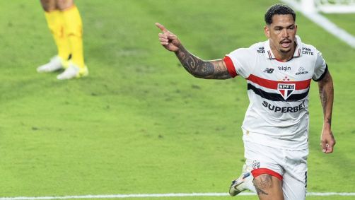 Luciano comemora gol contra Cruzeiro