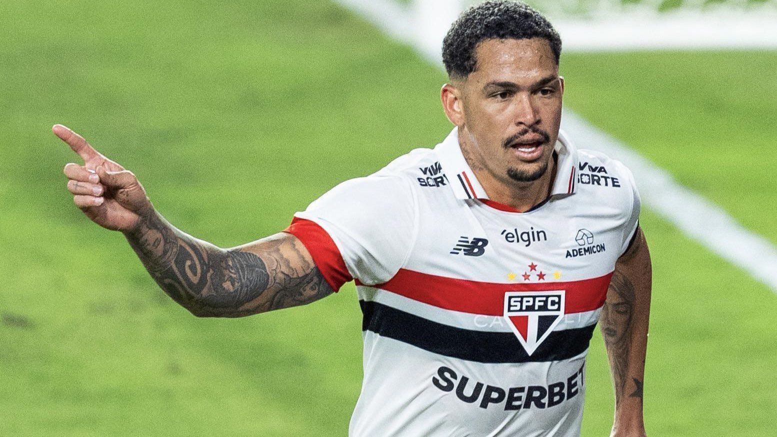 Luciano comemora gol contra Cruzeiro