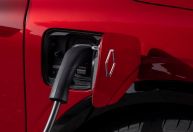 Principais vantagens de se investir em um carro elétrico