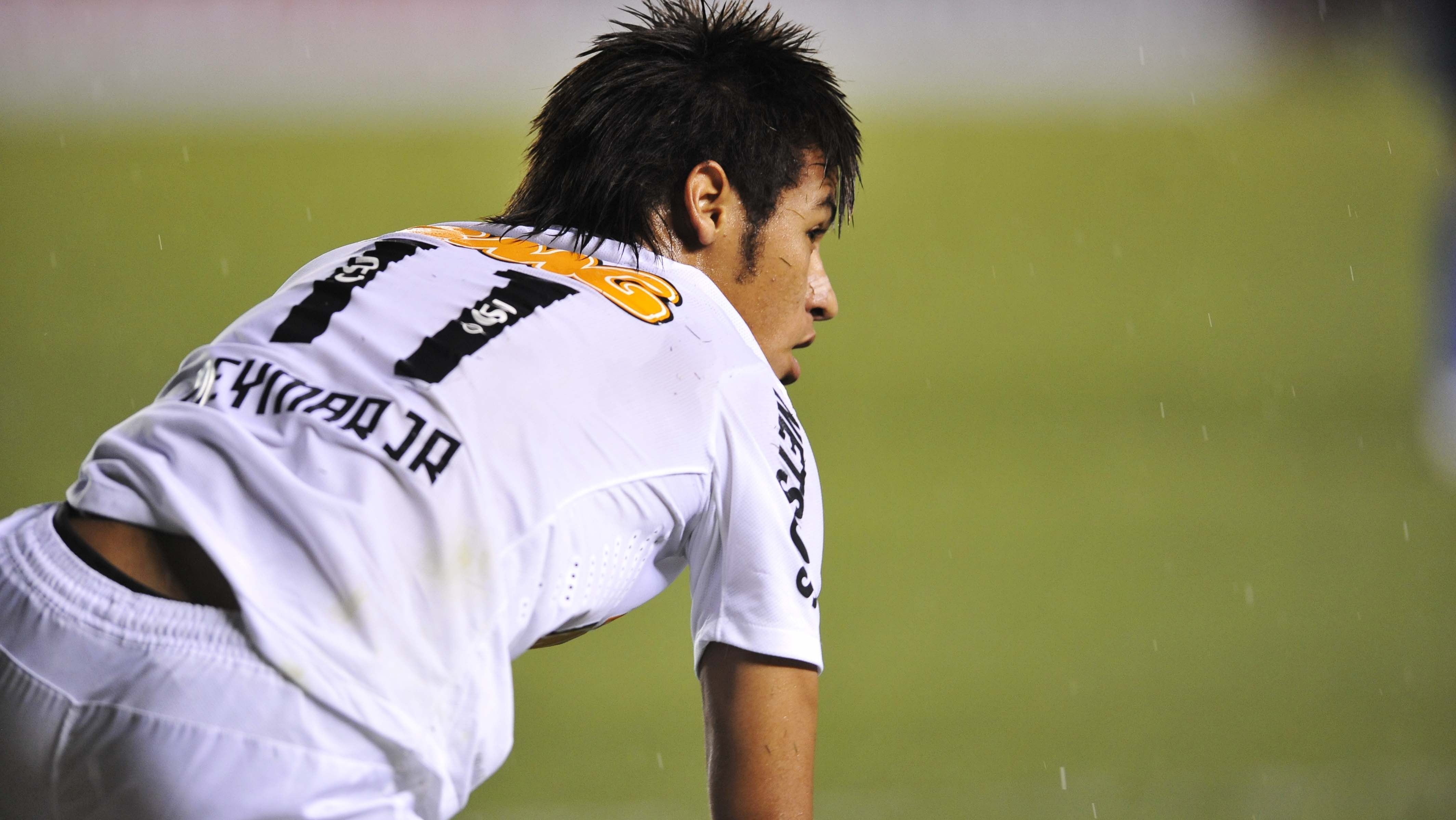 Neymar em partida pelo Santos