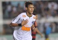 Relembre cinco golaços de Neymar pelo Santos