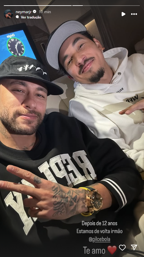 Neymar e Gil Cebola retornam ao Brasil • Reprodução/Neymar