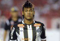 Presidente do Santos anuncia retorno de Neymar: "Vem ser feliz de novo"
